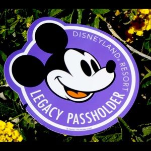Disneyland Legacy Passholder Magnet